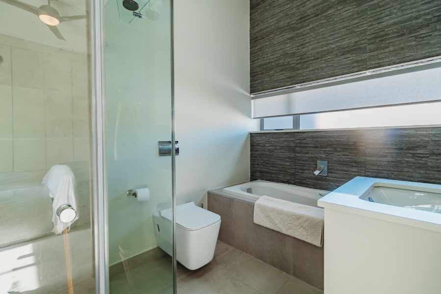 3 Bedroom Property for Sale in Earls Court Lifestyle Estate Western Cape